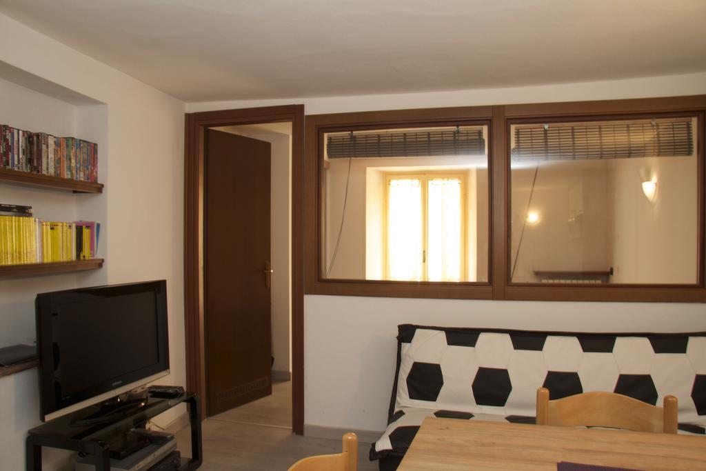 Apartment Via Sant'Alessandro Бергамо Номер фото